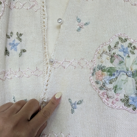 Vintage Bentley cardigan - Picture 5 of 10